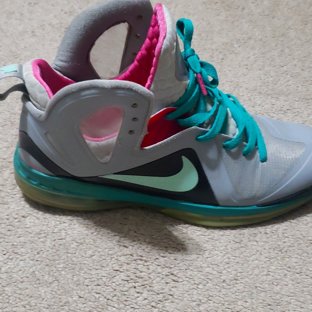 Nike LeBron 9 P.S Elite South Beach